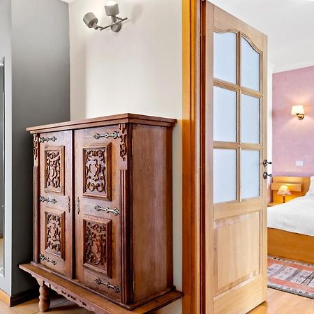 125 Sqm Family Friendly With Kids Room Bucureşti Exterior foto