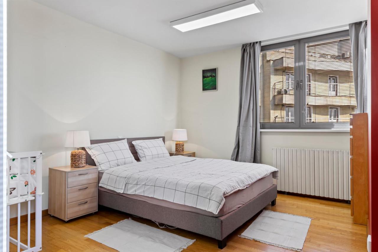 125 Sqm Family Friendly With Kids Room Bucureşti Exterior foto