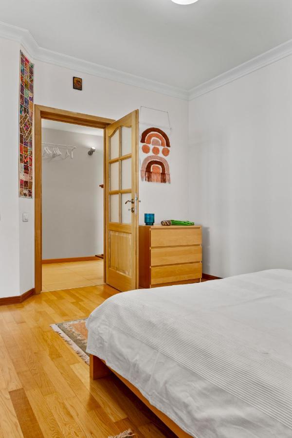 125 Sqm Family Friendly With Kids Room Bucureşti Exterior foto