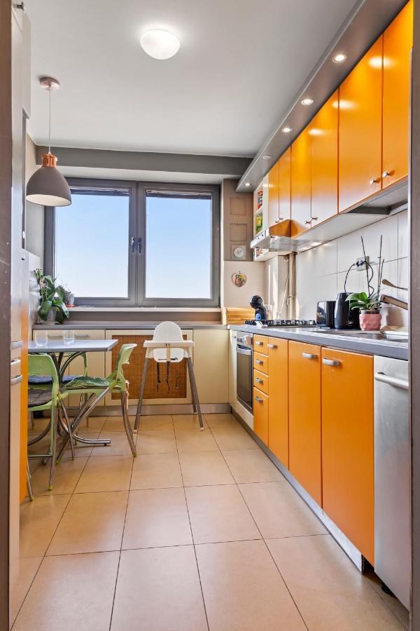 125 Sqm Family Friendly With Kids Room Bucureşti Exterior foto
